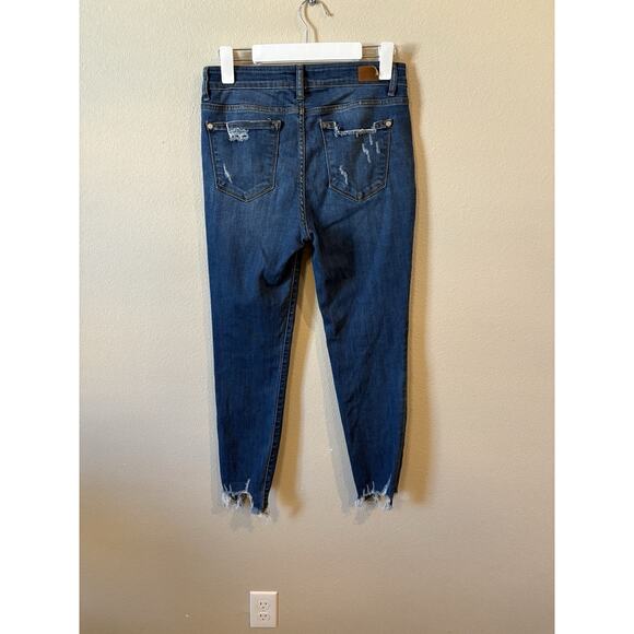 Judy Blue Jeans Women's 9/29 Straight Fit High Rise Distressed Cropped JB82115DK - Picture 2 of 16